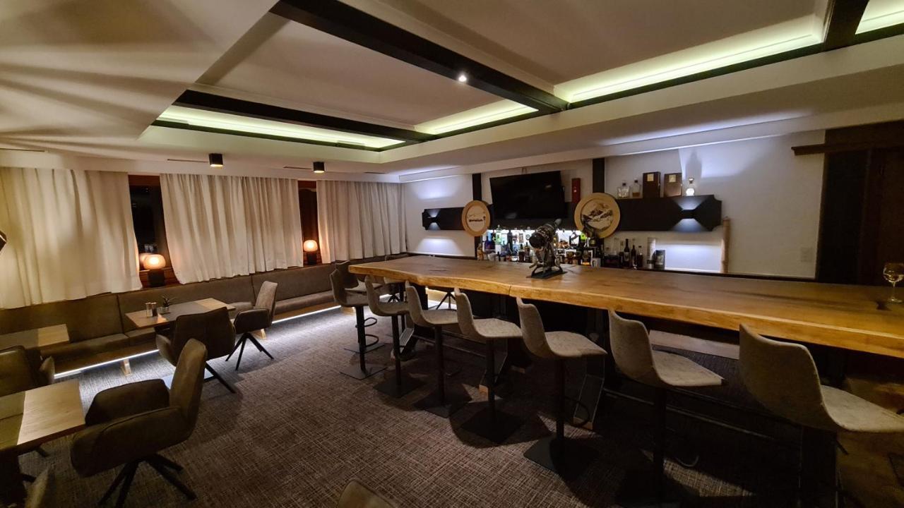 Hotel Cresta 삼나운 외부 사진